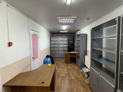 комерційна за адресою Бориса Тена вул., 9