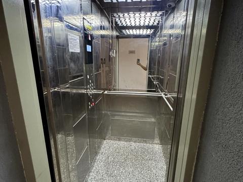 квартира за адресою Височана вул., 18 к5
