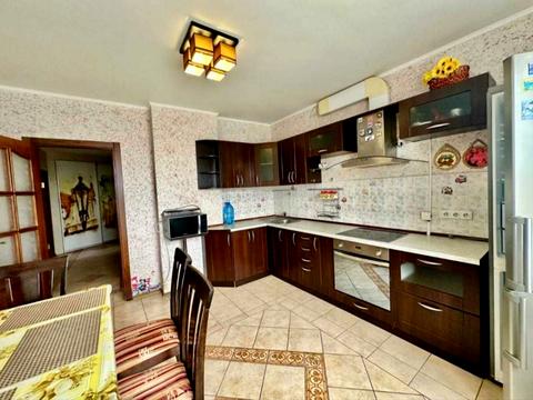 квартира за адресою Володимира Савченка вул. (Бєлінського), 18б