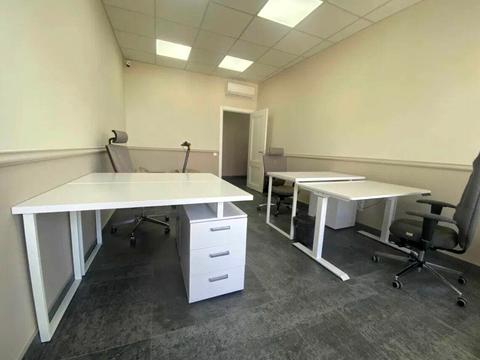 комерційна за адресою Генуезька вул., 3В