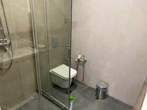 комерційна за адресою Генуезька вул., 3В