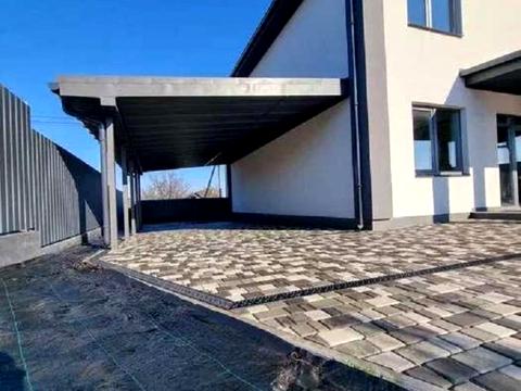 будинок за адресою героїв