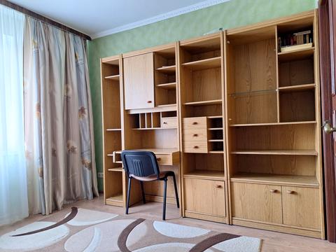 квартира за адресою Рональда Рейгана вул., 9-В