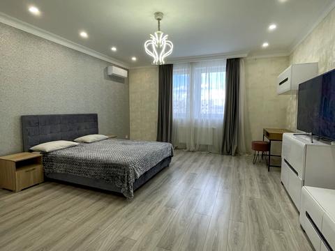 квартира по адресу Александра Мишуги ул., 8