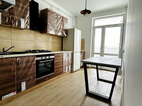 квартира за адресою Львів, Леоніда Перфецького вул., 2