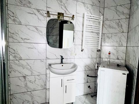 квартира за адресою Львів, Леоніда Перфецького вул., 2
