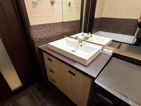 квартира за адресою Митрофана Довнар-Запольського вул., 4