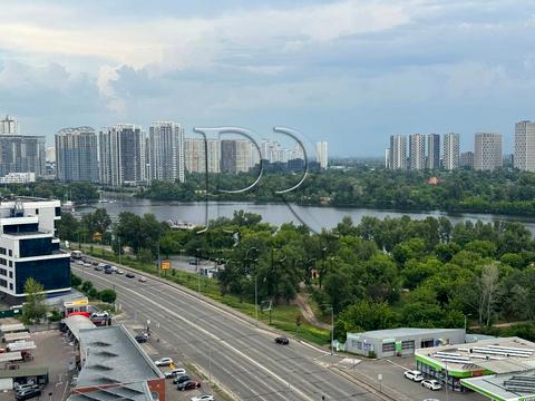 квартира за адресою Дніпровська набережна вул., 17-К
