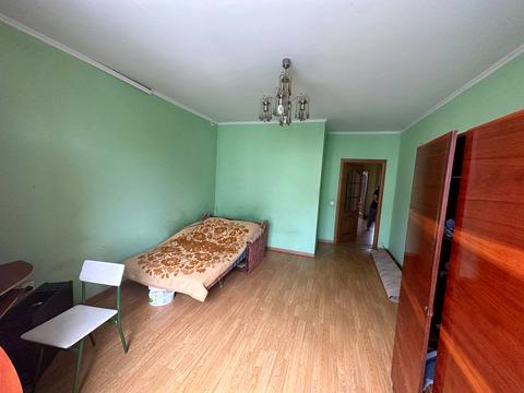 квартира за адресою Тролейбусна вул., 26