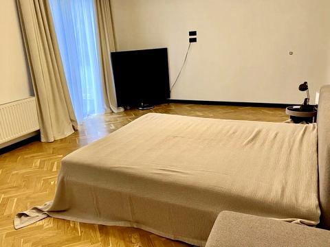 будинок за адресою Абрикосова вул.