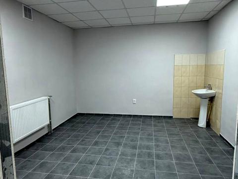 коммерческая по адресу Болгарська, 10Б