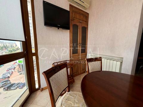 квартира за адресою Володимира Івасюка просп. (Героїв Сталінграду), 4