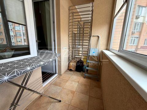 квартира за адресою Володимира Івасюка просп. (Героїв Сталінграду), 4