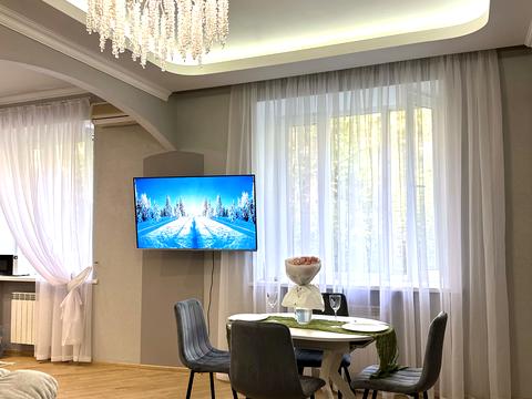 квартира за адресою Трьохсвятительська вул., 9