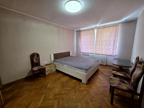 квартира за адресою Київ, Всеволода Нестайка вул. (Олександра Мильчакова), 3