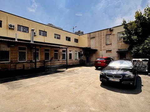 коммерческая по адресу Здолбуновская ул., 3