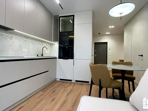 квартира за адресою Хіміків вул., 28, к.7-14