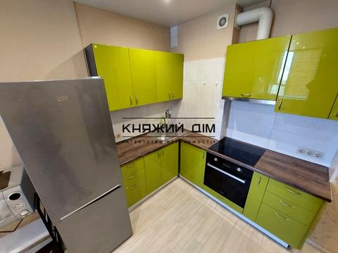 квартира за адресою Соборності просп. (Возз'єднання), 17 к2