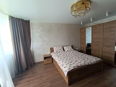 квартира по адресу Будівельників ул., (Будинок)