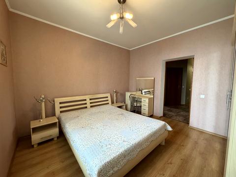 квартира за адресою Миколи Бажана просп., 10