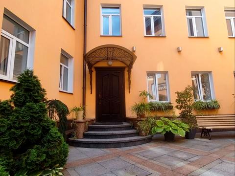 комерційна за адресою Київ, Ігорівська вул., 1