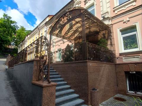 комерційна за адресою Київ, Ігорівська вул., 1