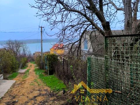 будинок за адресою Перша