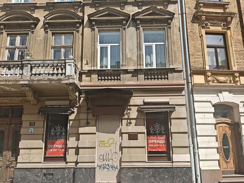 коммерческая по адресу Грушевского ул., 15