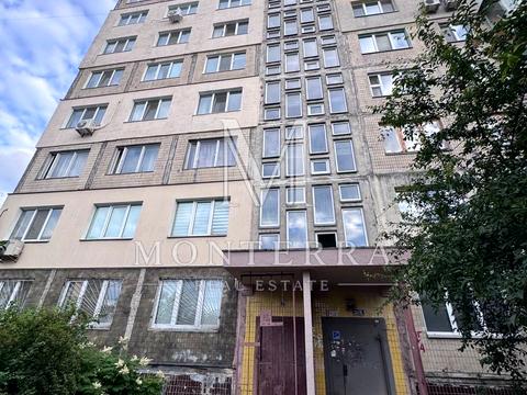 квартира за адресою Йорданська вул. (Лайоша Гавро), 16