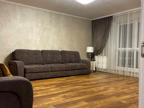 квартира за адресою Євгена Коновальця вул., 124А