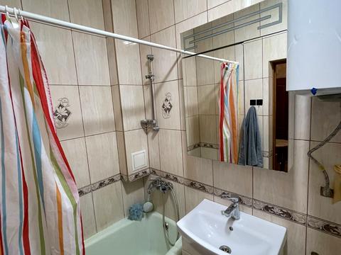 квартира за адресою Академіка Романа Кучера вул., 20
