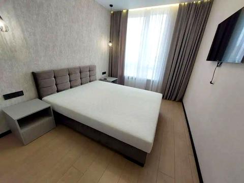 квартира за адресою Космічна вул., 5