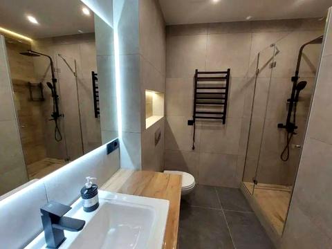 квартира за адресою Космічна вул., 5