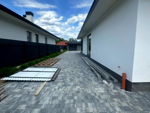 будинок за адресою Спиридона Черкасенка вул. (Петра Чайковського)