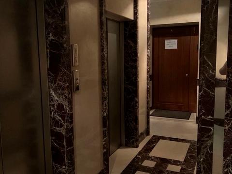 комерційна за адресою Велика Васильківська вул. (Червоноармійська), 62-64