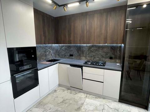 квартира по адресу Злуки просп., 7