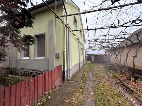 будинок за адресою Великокам'яна вул., 111