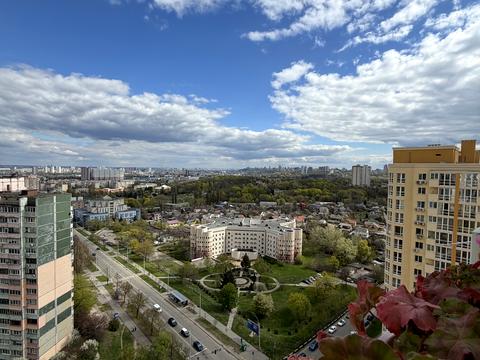 квартира по адресу Натальи Ужвий ул., 12