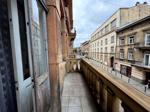 квартира за адресою Львів, Гетьмана Петра Дорошенка вул. (Жовтнева), 29