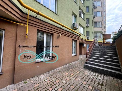 комерційна за адресою с. Софіївська Борщагівка, Боголюбова вул., 18