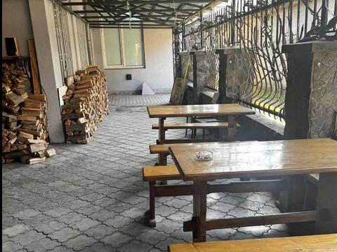 комерційна за адресою смт. Перечин, Ужгородська, 55