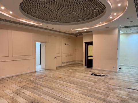 комерційна за адресою Богдана Хмельницького вул., 19/21