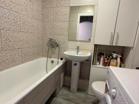 квартира за адресою Космонавтів просп., 4