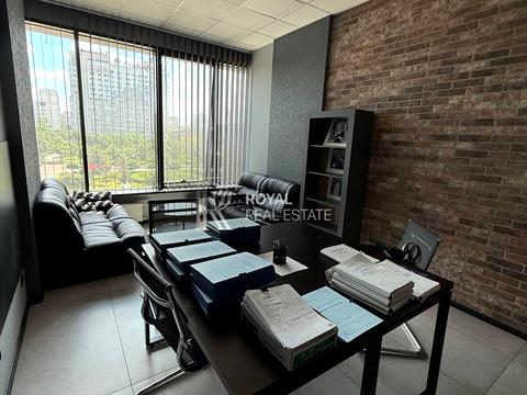 коммерческая по адресу Оболонский просп., 26