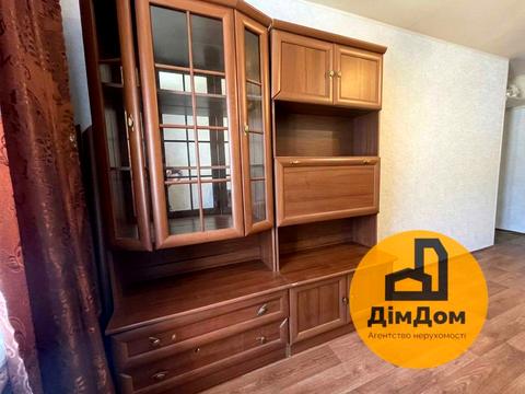 кімната за адресою Космонавта Поповича вул. (Космонавта Волкова), 10-А
