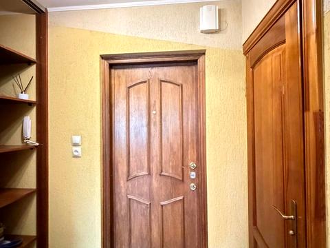 квартира за адресою Володимира Великого вул. (Артема), 49а
