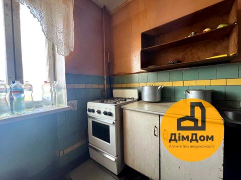 кімната за адресою Космонавта Поповича вул. (Космонавта Волкова), 10-А