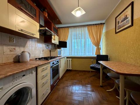 квартира за адресою Володимира Великого вул. (Артема), 49а