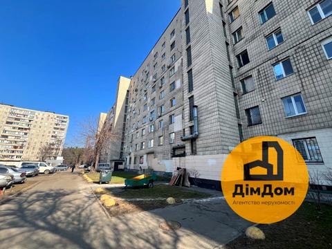 кімната за адресою Космонавта Поповича вул. (Космонавта Волкова), 10-А