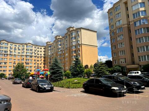 квартира за адресою Андрія Малишка вул. (Льва Толстого), 81